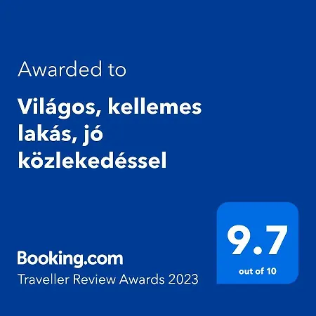 Vilagos, Kellemes Lakas, Jo Koezlekedessel アパート *