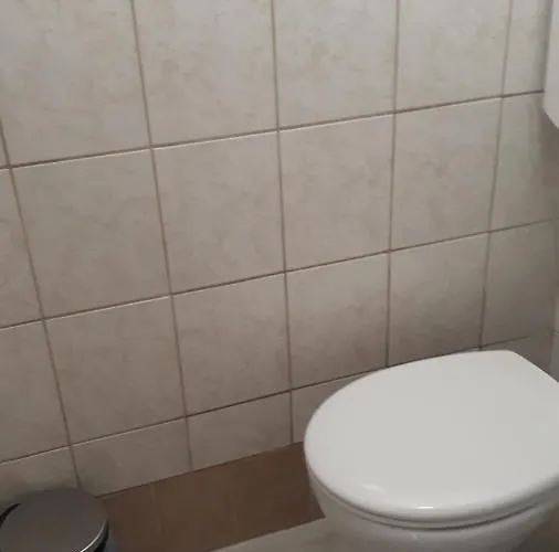 Vilagos, Kellemes Lakas, Jo Koezlekedessel Apartment